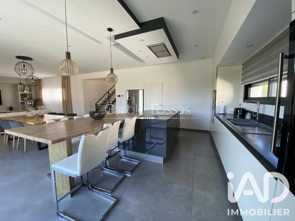 Maison à vendre 7 pièces 275 m² Pollestres