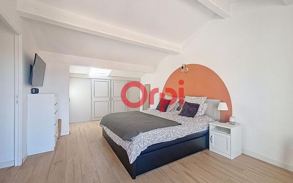 Appartement à vendre    3 pièces • 95 m2 La Seyne-sur-Mer