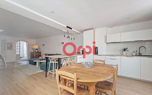 Appartement à vendre    3 pièces • 95 m2 La Seyne-sur-Mer