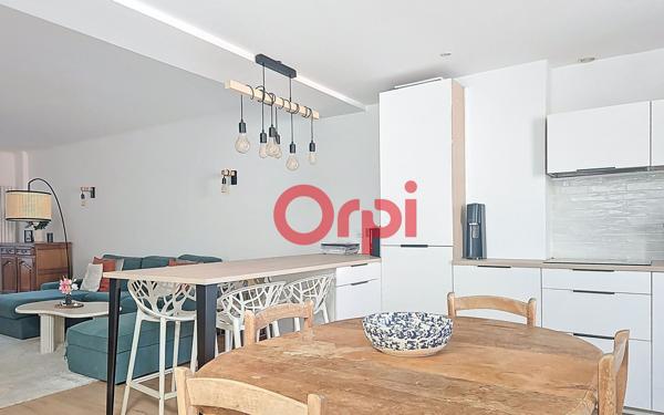 Appartement à vendre    3 pièces • 95 m2 La Seyne-sur-Mer