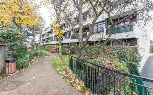 Appartement à vendre    4 pièces • 91,47 m2 Saint-Maur-des-Fossés