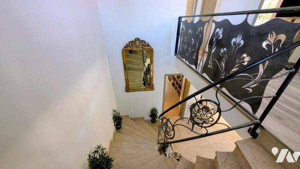 VILLA CONTEMPORAINE DE TYPE 5 EN R+1  
