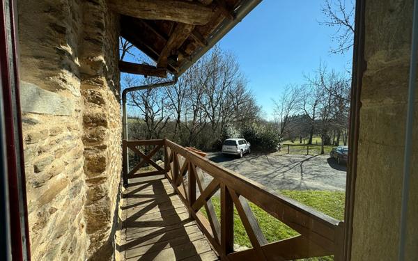 Maison à vendre    5 pièces •  La Salvetat-Peyralès