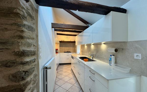 Maison à vendre    5 pièces •  La Salvetat-Peyralès