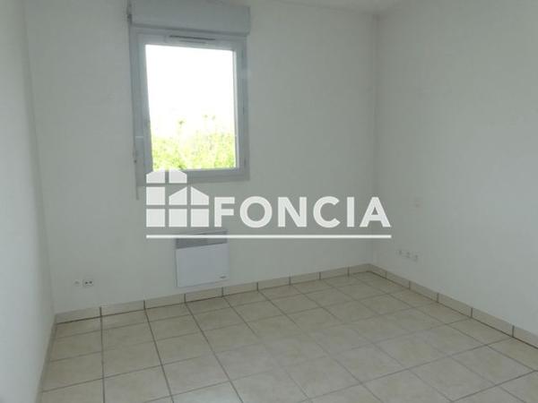 Location Appartement 2 pièces 49 m² - 7 PLACE DE LA POSTE Saint Orens De Gameville 31650