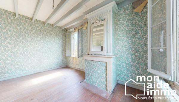 Belle maison en pierre de 200m² + grenier et garages sur 7000m² de terrain