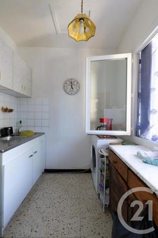 Immeuble à vendre  265,27 m 2   SERVIAN  - 34