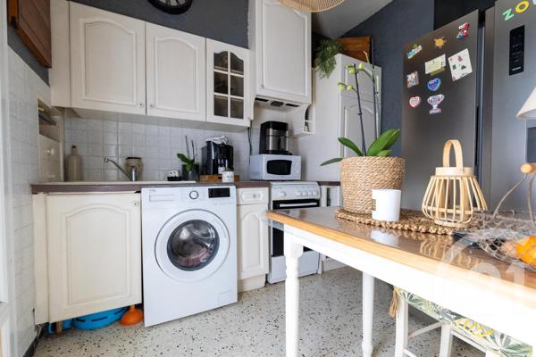 Immeuble à vendre  265,27 m 2   SERVIAN  - 34