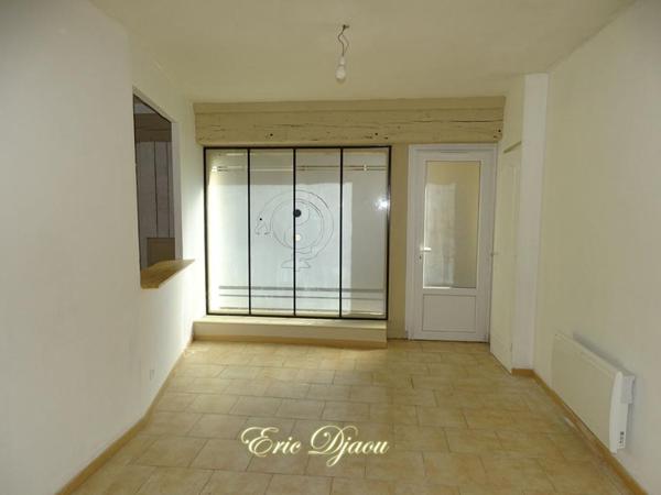 Maison de village Thenon 3 pièce(s) 79 m2