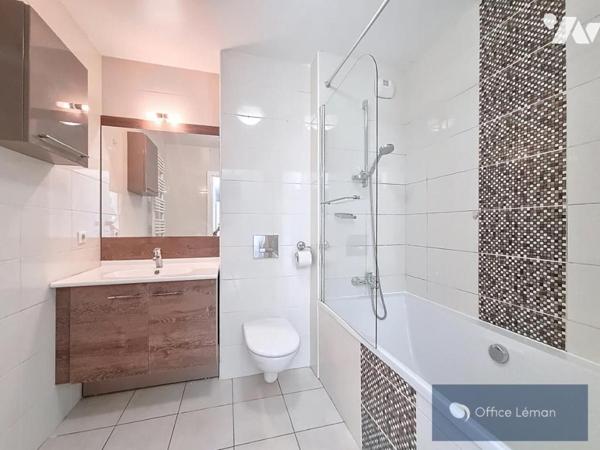 Appartement de type 4 dans résidence récente