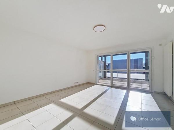 Appartement de type 4 dans résidence récente