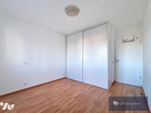 Appartement de type 4 dans résidence récente