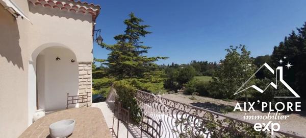 Maison provençal situé dans le hameau de Serres