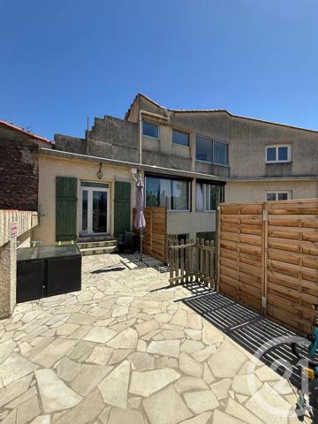 Immeuble à vendre  588 m 2   CANET EN ROUSSILLON  - 66