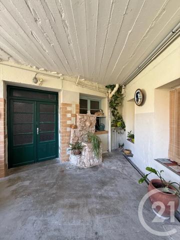 Immeuble à vendre  588 m 2   CANET EN ROUSSILLON  - 66