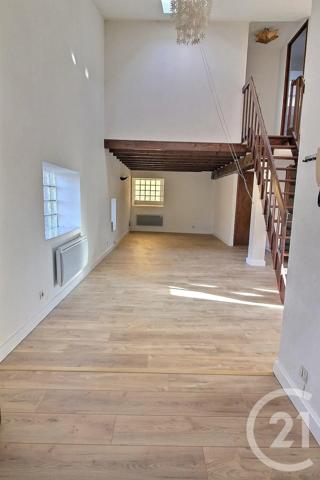 Immeuble à vendre  588 m 2   CANET EN ROUSSILLON  - 66