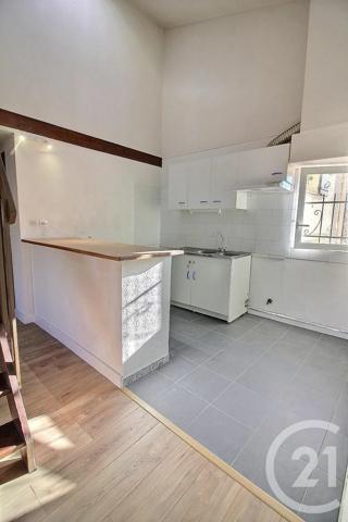 Immeuble à vendre  588 m 2   CANET EN ROUSSILLON  - 66