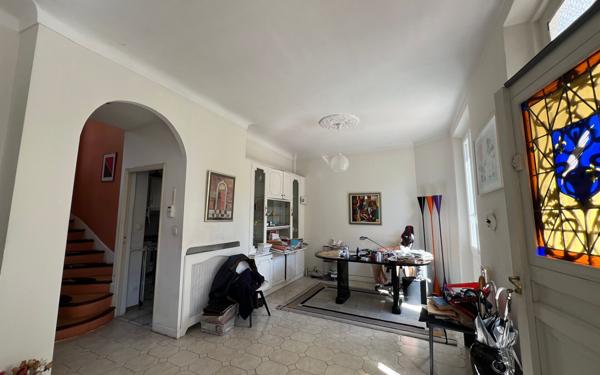 Maison à vendre    9 pièces • 155,09 m2 Cannes