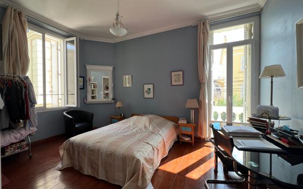 Maison à vendre    9 pièces • 155,09 m2 Cannes