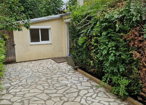 Maison à vendre    3 pièces • 60,97 m2 Créteil