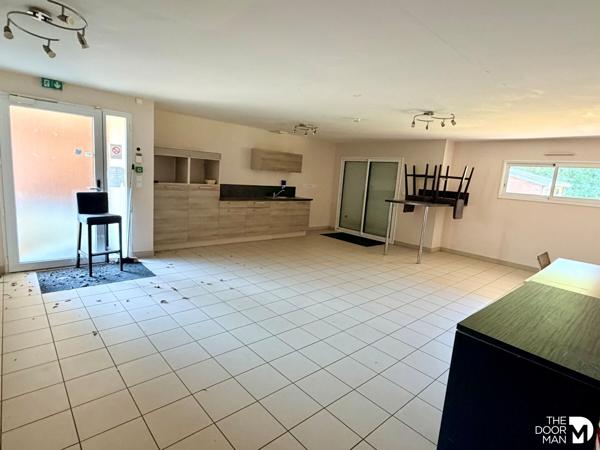 Bureau - À vendre - 200 m² - TREVE | The Door Man