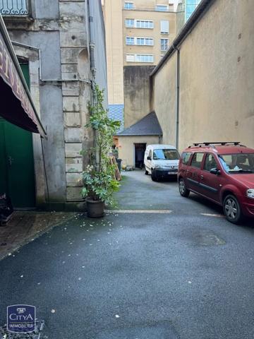 Immeuble à vendre 900m² Le Mans (72000)