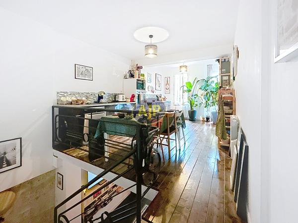 Appartement à vendre Bordeaux - 3 pièces, 68m² avec 2 chambre(s) à 295 000€ - AJP Immobilier Bordeaux Nansouty