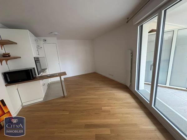 Appartement à louer 1 pièce 32.71m² Suresnes (92150)