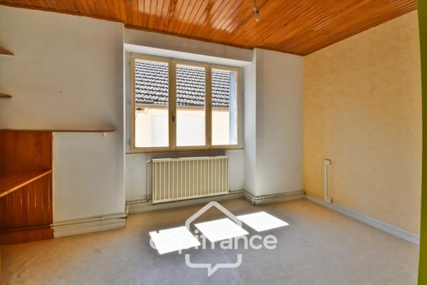 Appartement à vendre 3 pièces BLETTERANS (39)