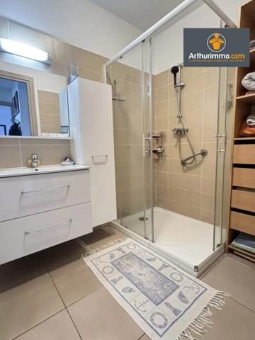 Vente                                                      Appartement
                        
                     4 pièces                      83 m2                     à Propriano