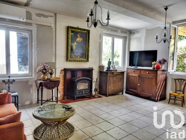Maison à vendre 4 pièces 124 m² Sainte-Croix-de-Mareuil