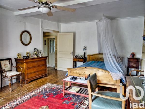 Maison à vendre 4 pièces 124 m² Sainte-Croix-de-Mareuil