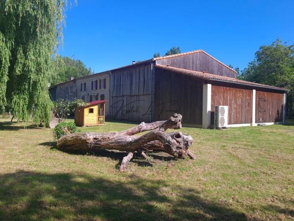 Maison à vendre 4 pièces de 157 m²