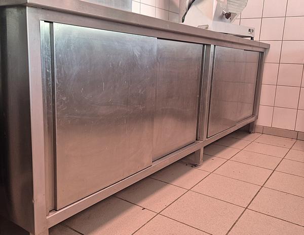 Fonds De Commerce - 96 m²