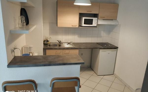 Appartement à vendre    2 pièces •  Bordeaux