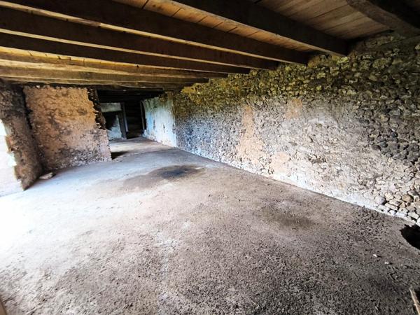 Périgourdine à restaurer, nature calme et authenticité