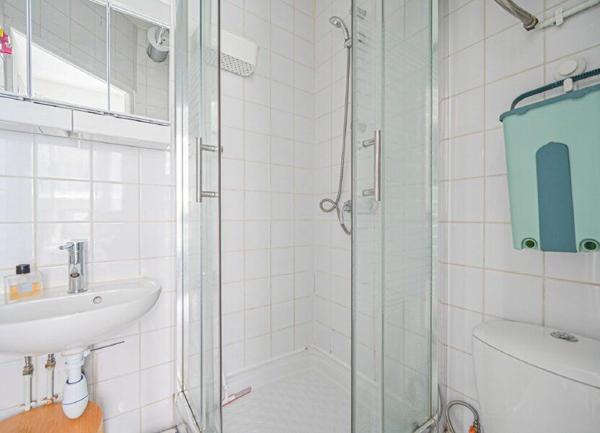 Immeuble à vendre    12 pièces • 140,06 m2 Paris 12