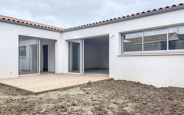 Maison à vendre    5 pièces •  Sainte-Soulle