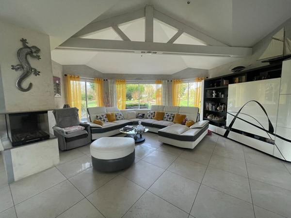 Maison Saint Philbert De Grand Lieu 6 pièce(s) 176.46 m2