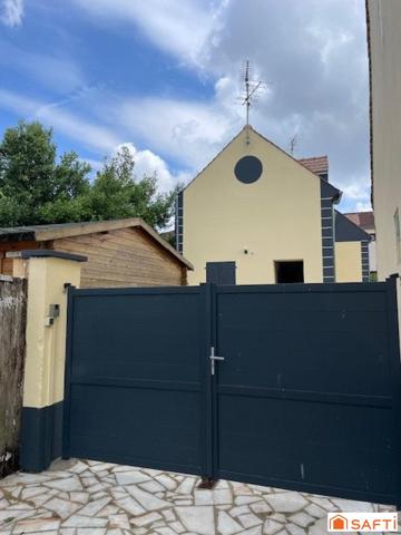 Maison 67 m2 - terrain 120 m2 - 2 chambres - proche tous commerces - écoles - RER D