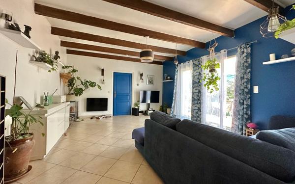 Maison à vendre    3 pièces •  Vauvert