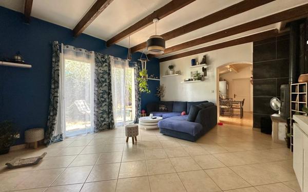 Maison à vendre    3 pièces •  Vauvert