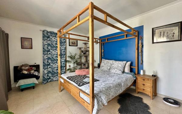 Maison à vendre    3 pièces •  Vauvert