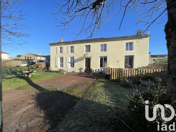 Maison à vendre 10 pièces 248 m² Matha