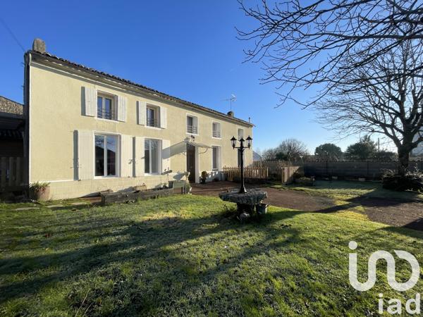 Maison à vendre 10 pièces 248 m² Matha