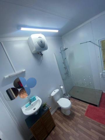 A LOUER dans jardin tropical petite maison T2 meublé et équipée avec jacuzzi .