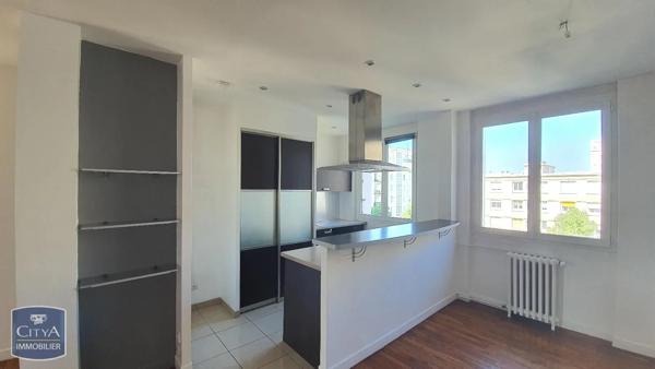 Appartement à louer 3 pièces 67.94m² Le Havre (76600)