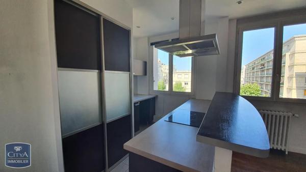 Appartement à louer 3 pièces 67.94m² Le Havre (76600)
