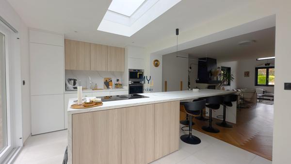 EXCLUSIVITÉ CHARMANTE MAISON INDIVIDUELLE SEMI PLAIN-PIED AU CHARME CERTAIN