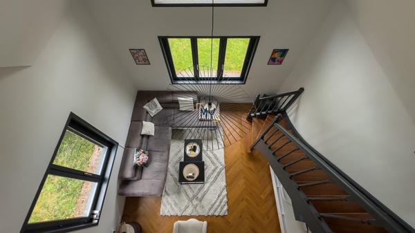 EXCLUSIVITÉ CHARMANTE MAISON INDIVIDUELLE SEMI PLAIN-PIED AU CHARME CERTAIN